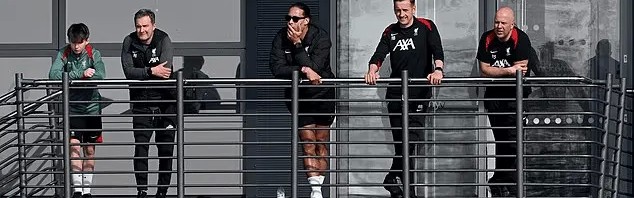 邮报独家：巴伊切蒂奇复出；利物浦在研究如何提高定位球