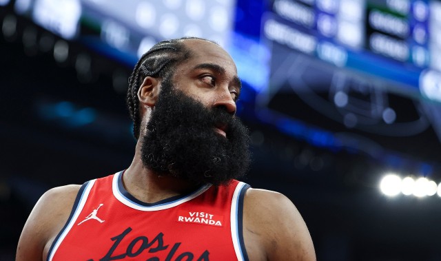 开云app下载入口-哈登去年和快船因续约产生分歧 前者想要两年1.1亿&amp;像巴特勒那样