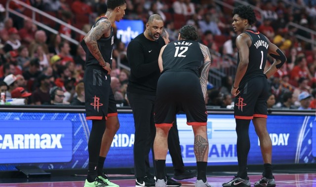 开云Kering下载-19分钟11中2！火箭有喜有忧，乌度卡暂弃伊森？拒绝1亿合同太草率