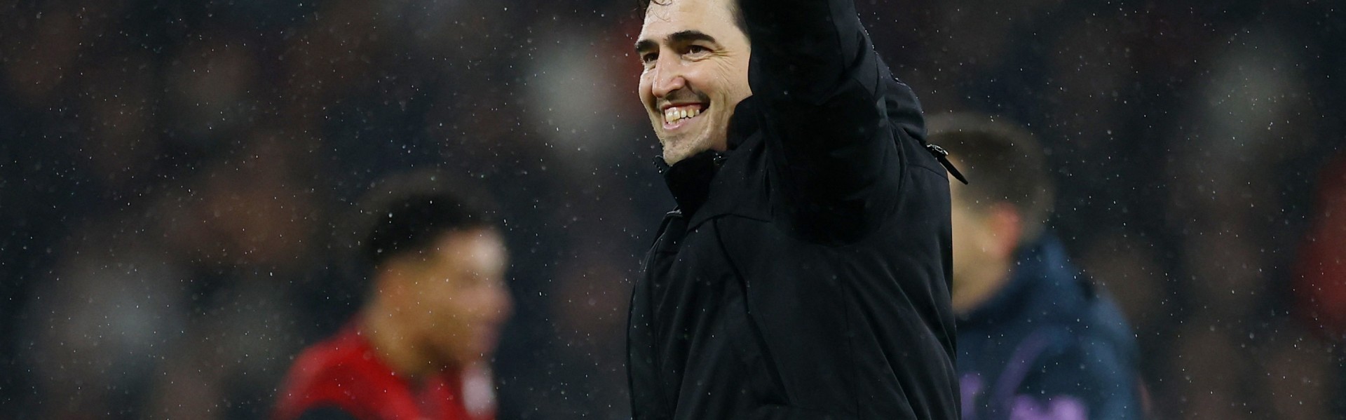 开云Kering下载-邮报：伊劳拉考虑与伯恩茅斯续约，水晶宫、热刺等多队有意