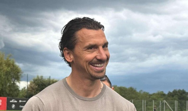 开云集团平台-伊布：小时候看米兰以范巴斯滕为榜样；拉比奥的水平独一档